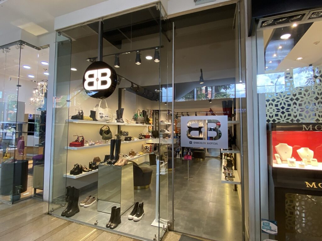 Zona moda – Centro Comercial El Retiro